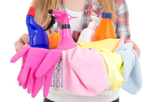Detailed bathroom deep cleaning service in Westkensington